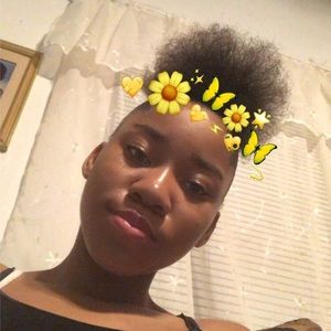 Meet your Posher, Teanni